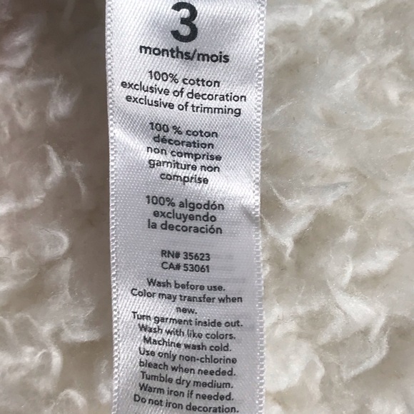 NWT Carter's Romper - Heart Pattern - Picture 3 of 8